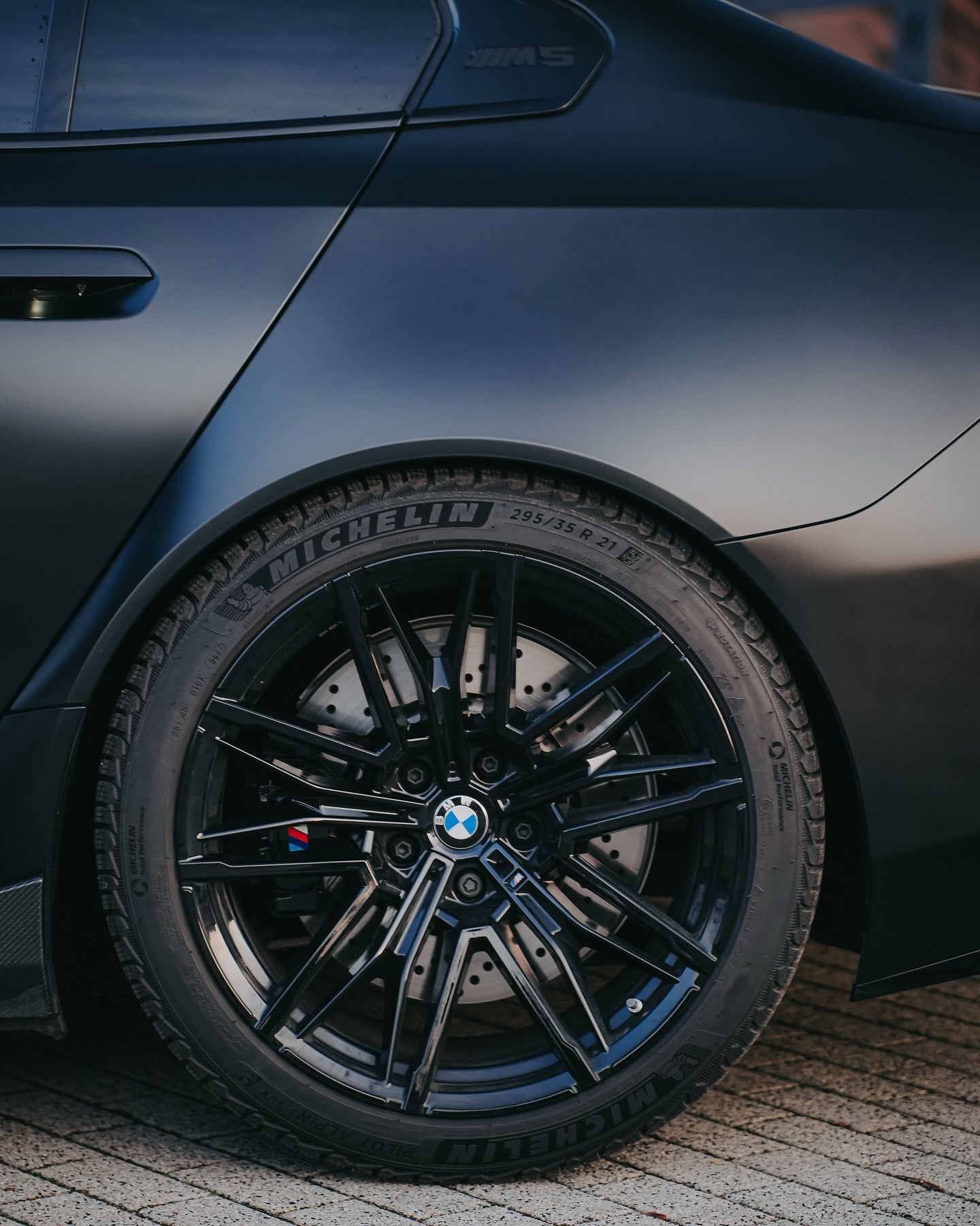 AST Lowering Springs BMW G90 M5