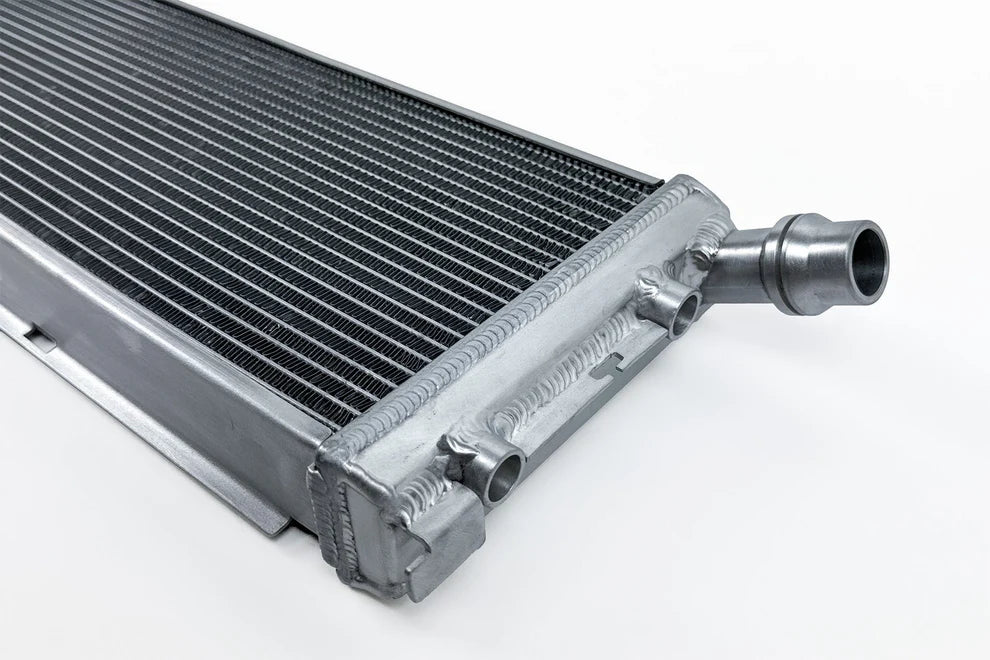 CSF High-Performance All-Aluminum Center Radiator Porsche 992 Carrera / Turbo / GT3