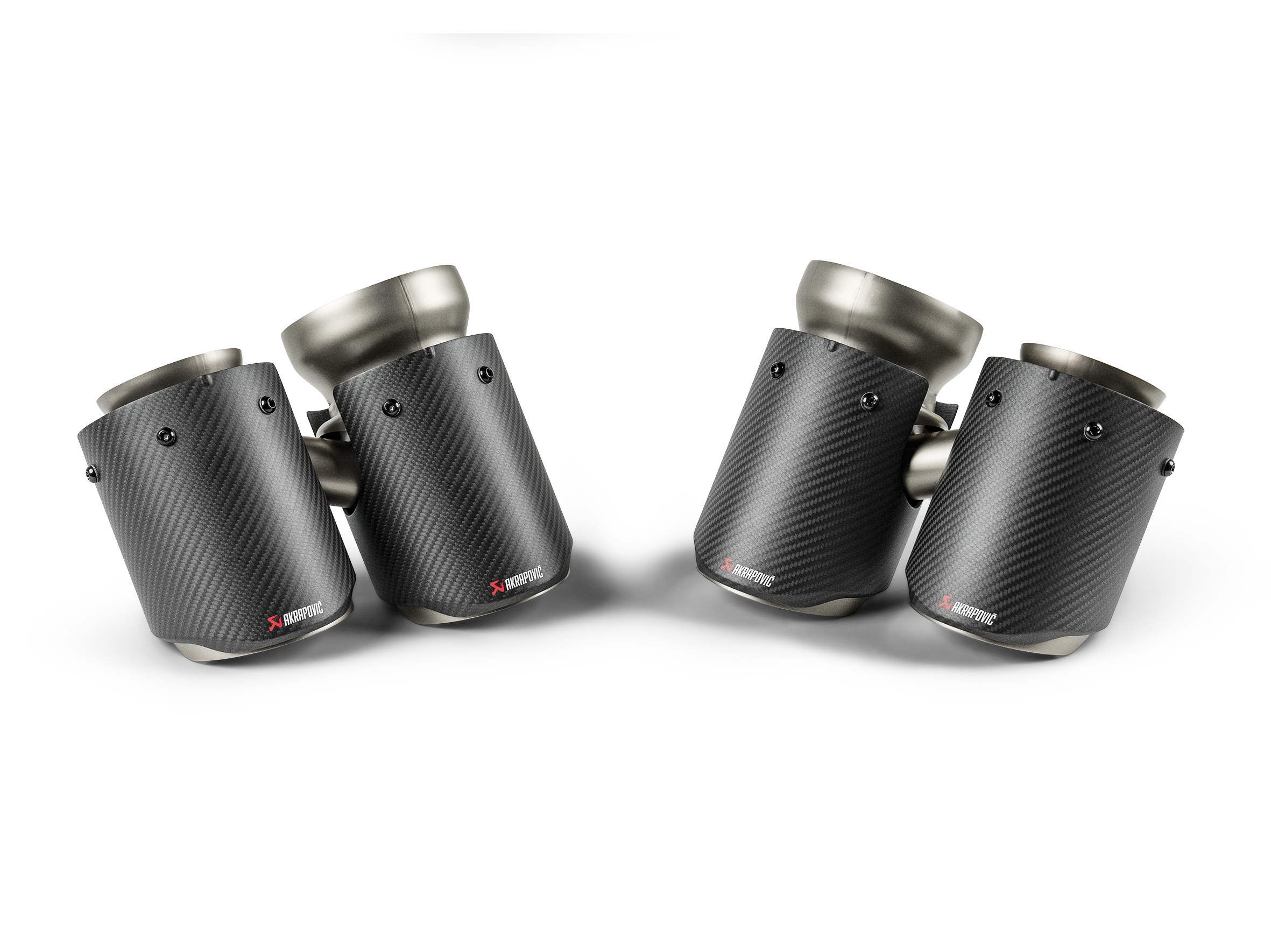 Akrapovic Round Carbon Fiber Tail Pipe Set BMW G90 / G99 M5